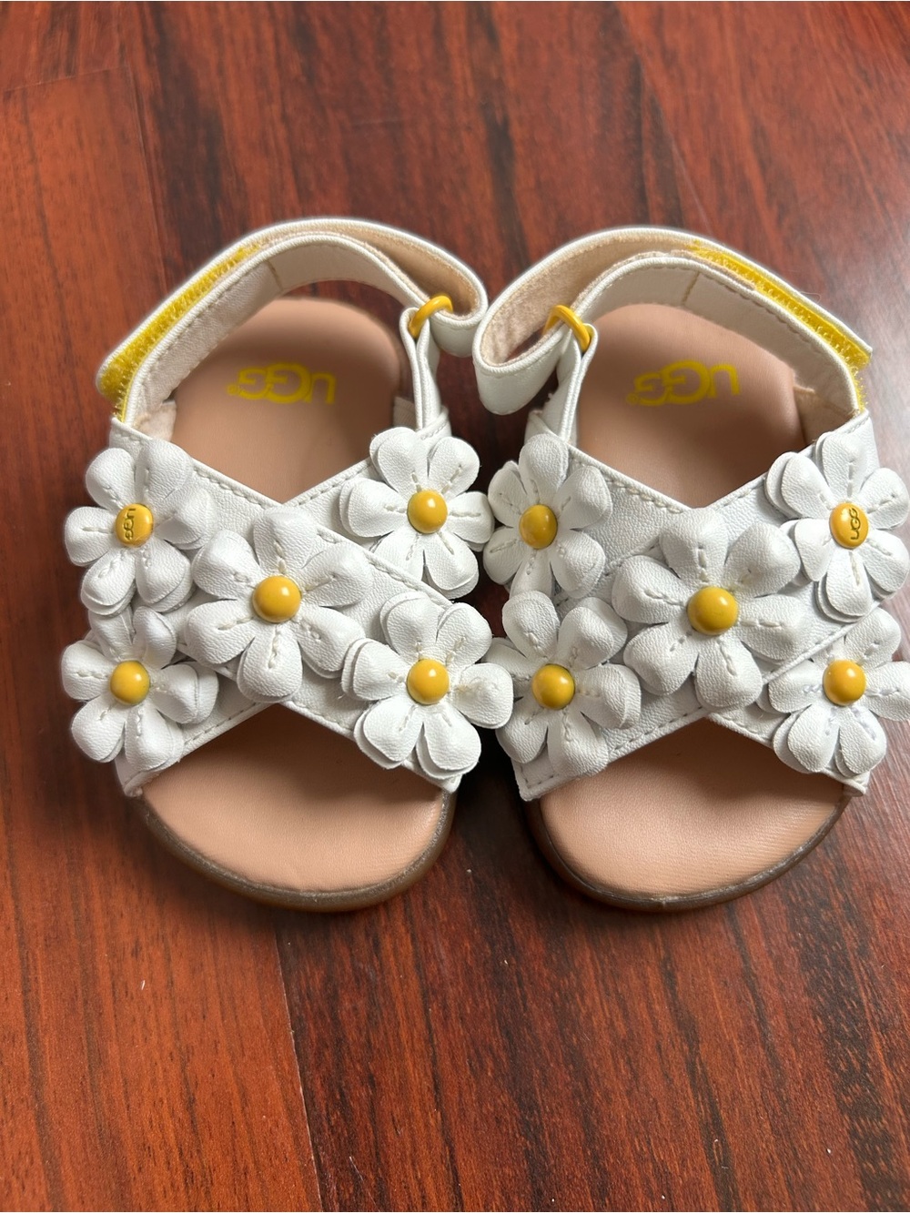 UGG Kids White Sandals with Yellow Daisy Centers